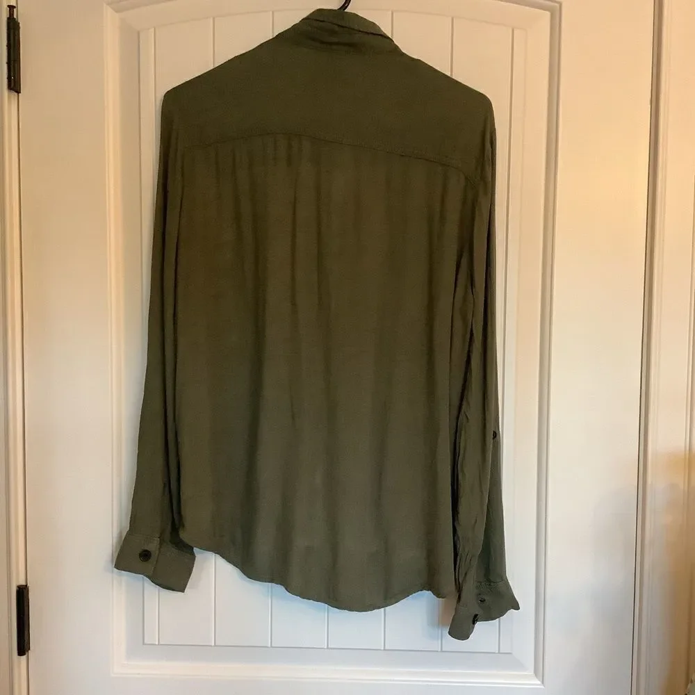 Divided “Boss Lady” Army Green Button Down. - Picture 4 of 6